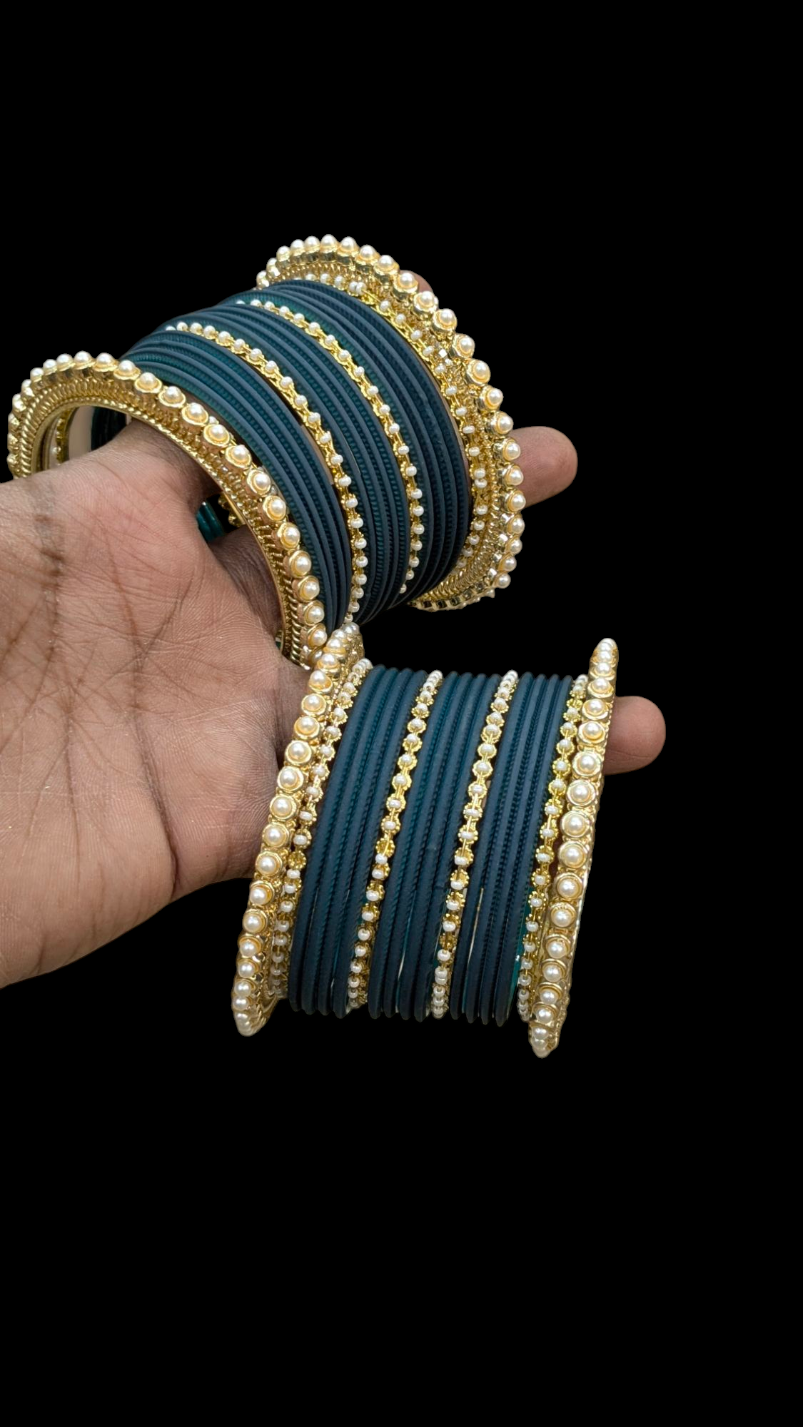 MATCHING BANGLES SET