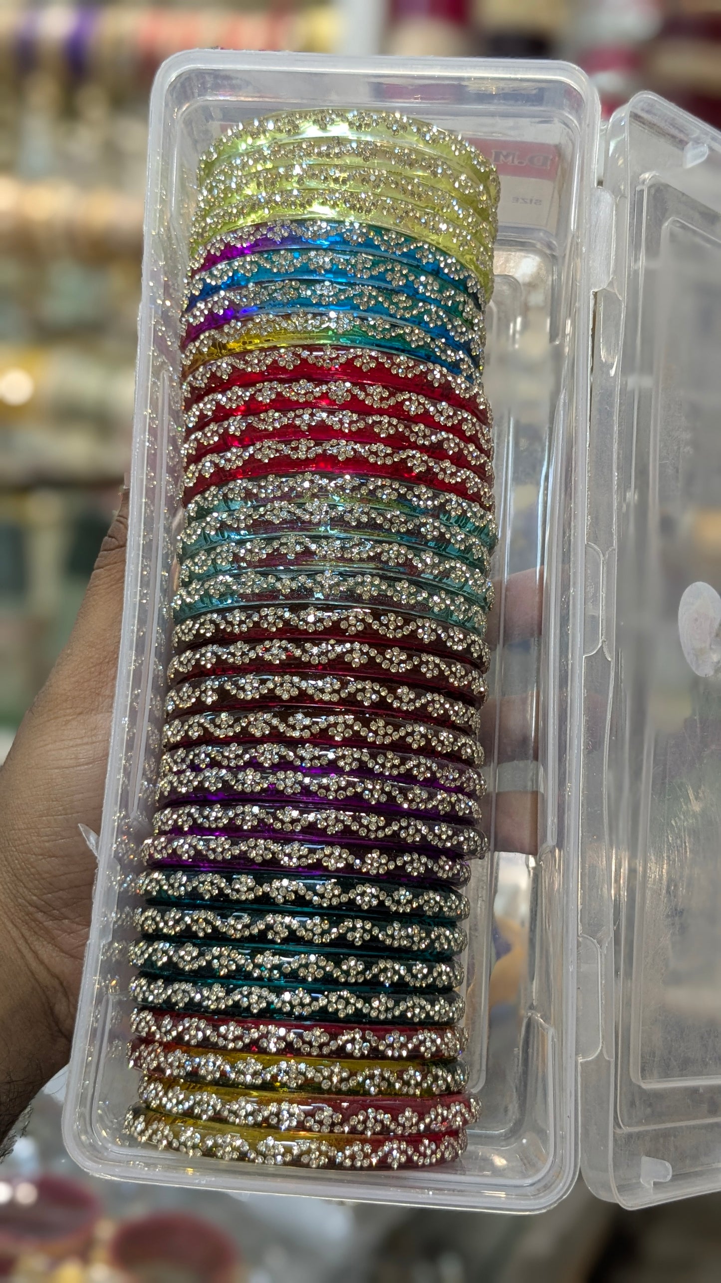 Glass kada
