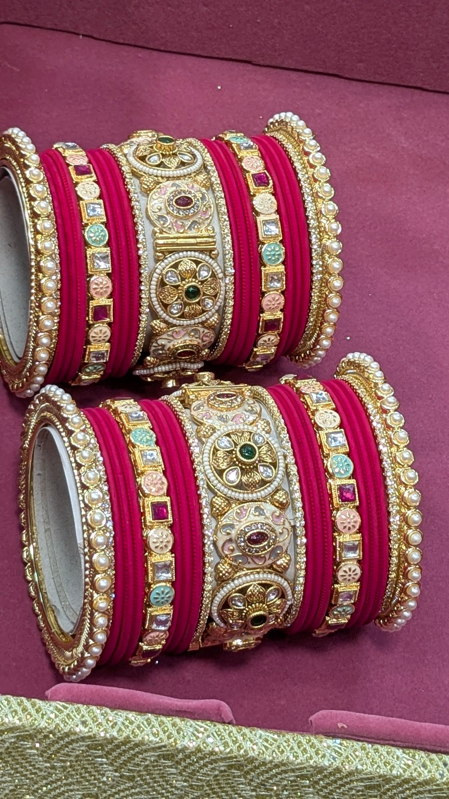 RANI RAJWADI BANGLES SET