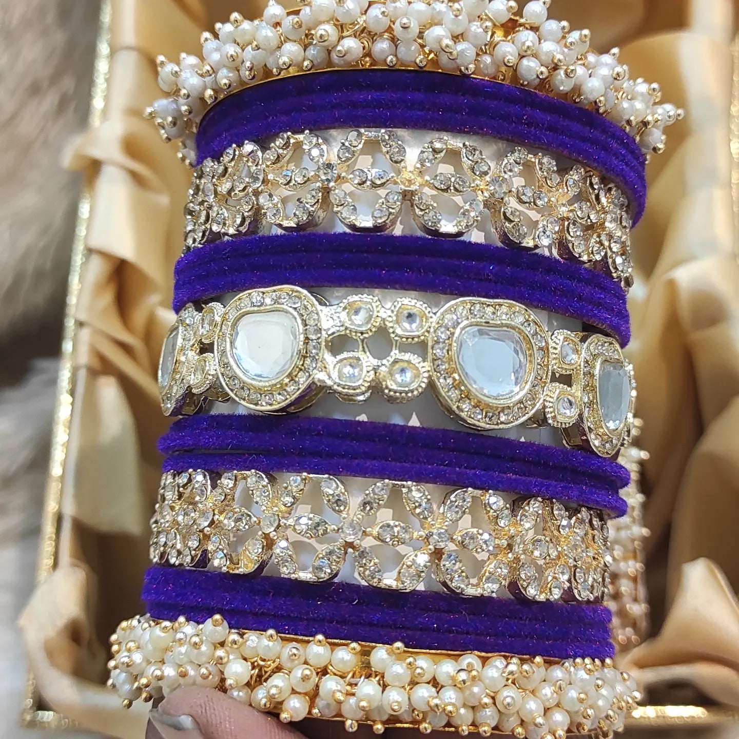 Big stones bridal bangles set