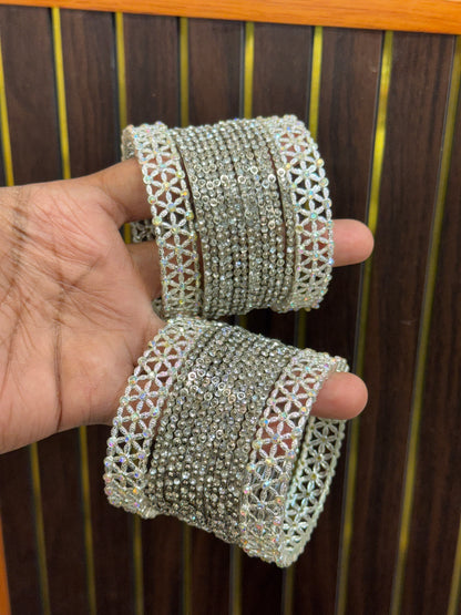 NECKALE BANGLES SET