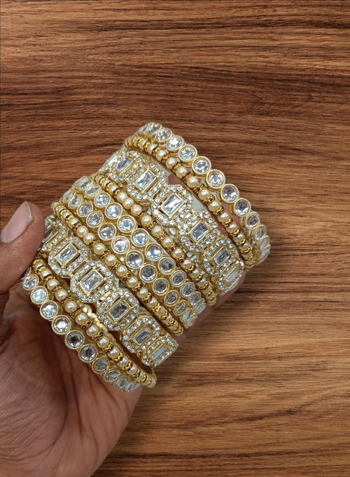Heavy square kundan bangles set