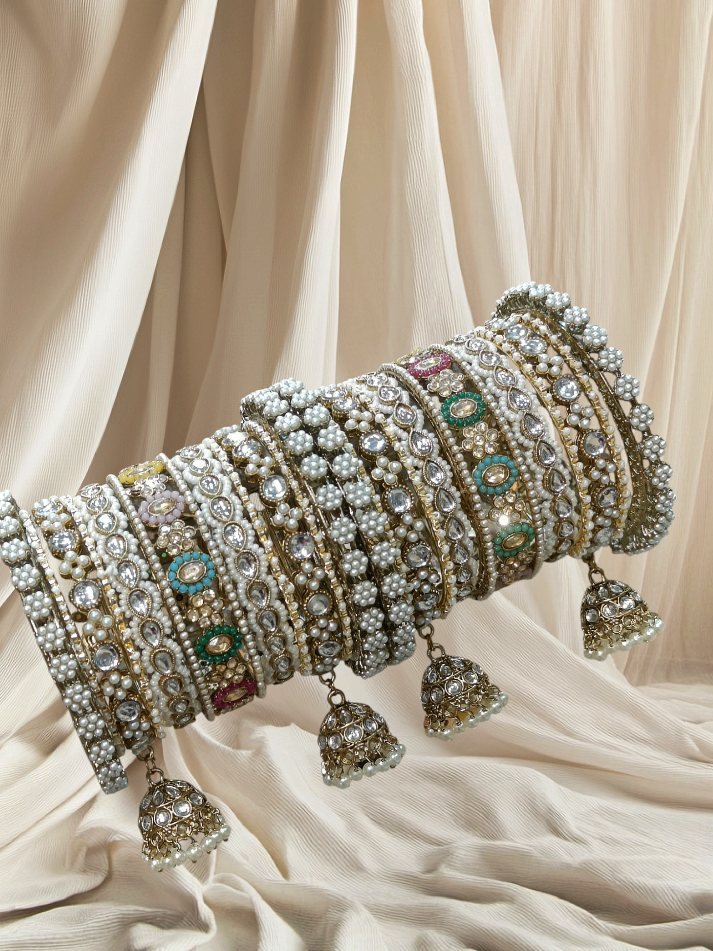 Muskan bangles set