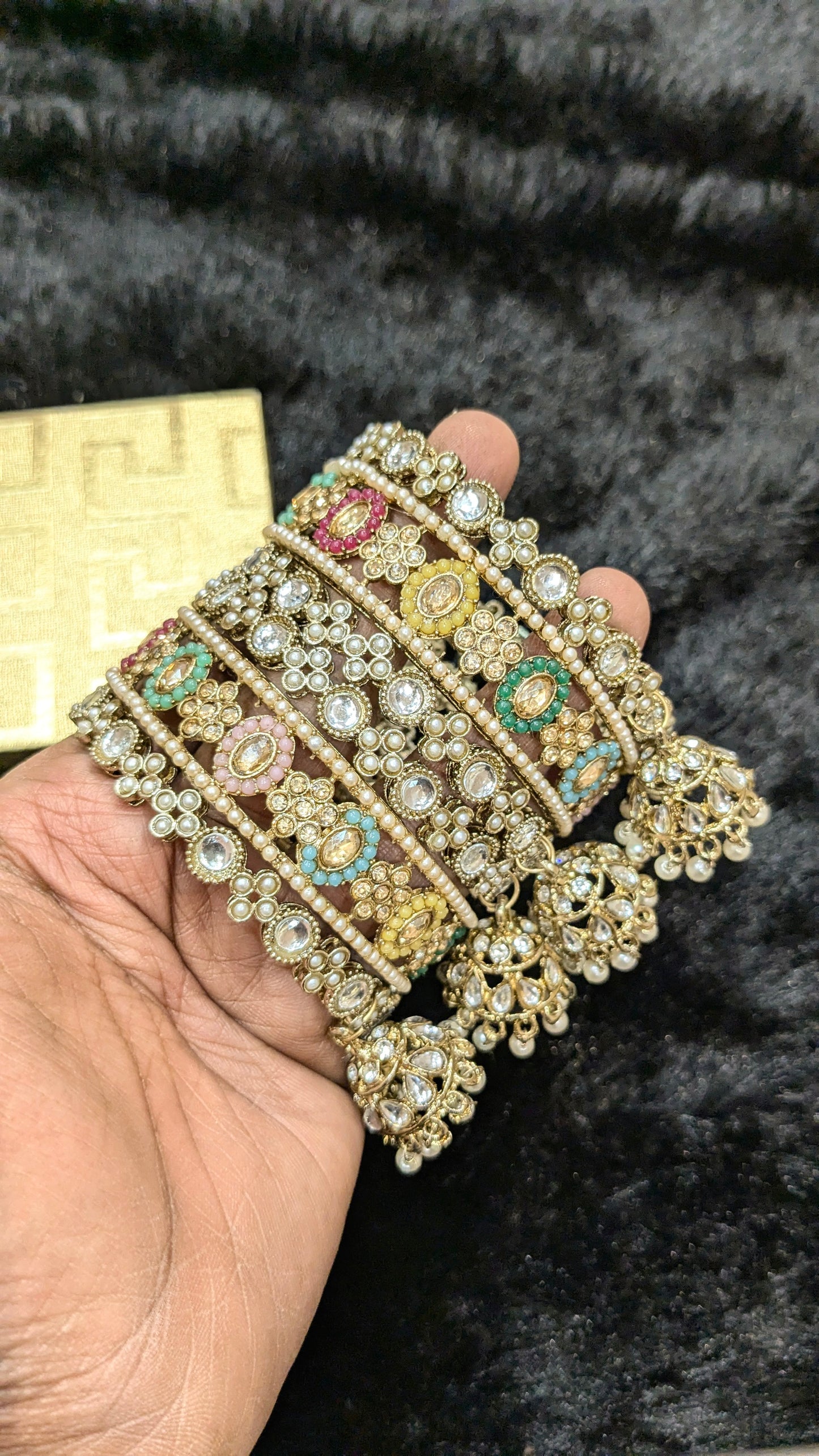 Multy bangles set in mehandi polish