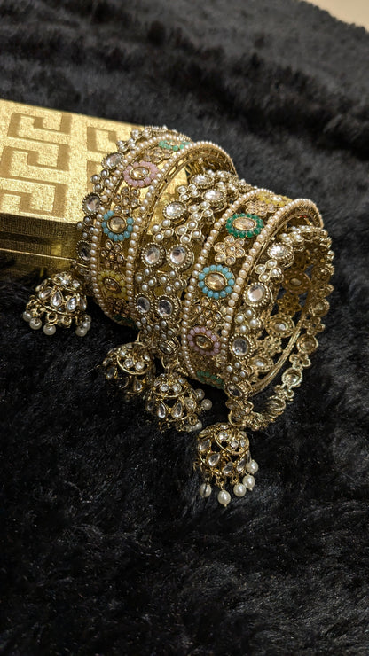 Multy bangles set in mehandi polish