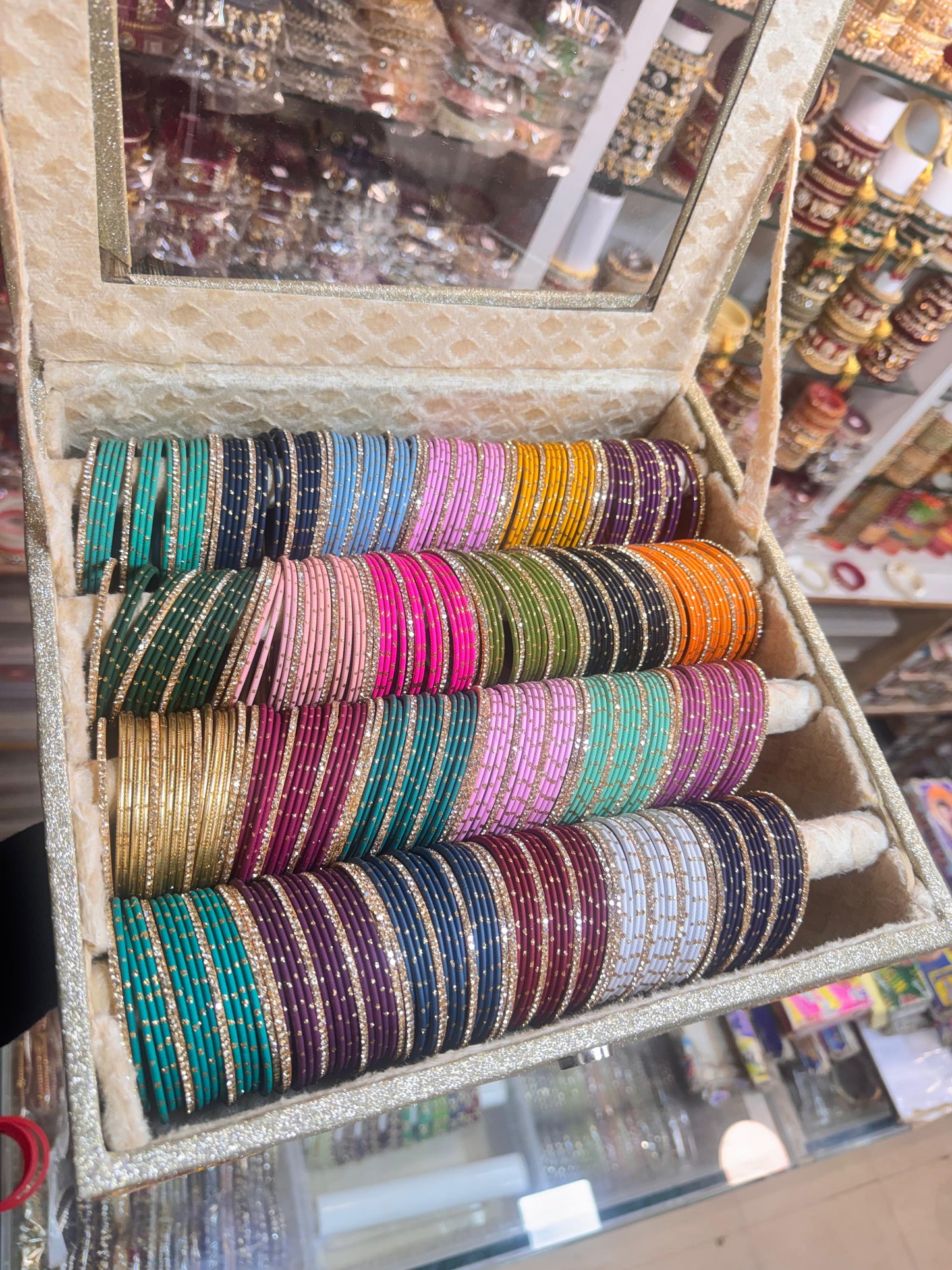 New METAL DOTTED BANGLES WITH ORGANISER
