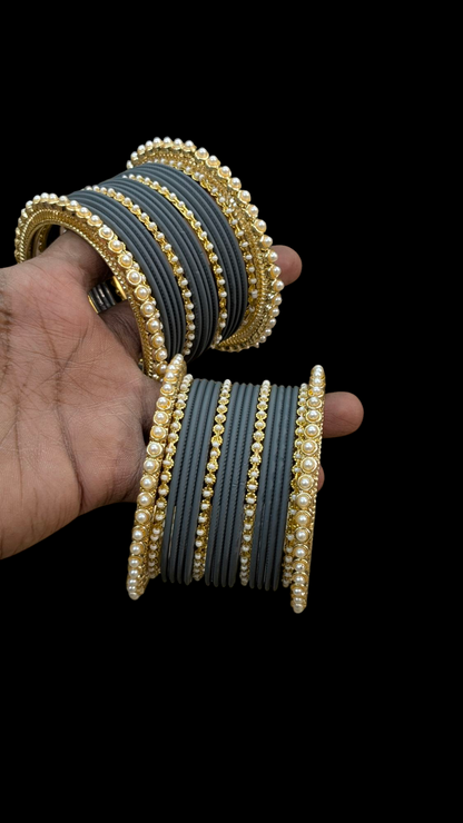 MATCHING BANGLES SET