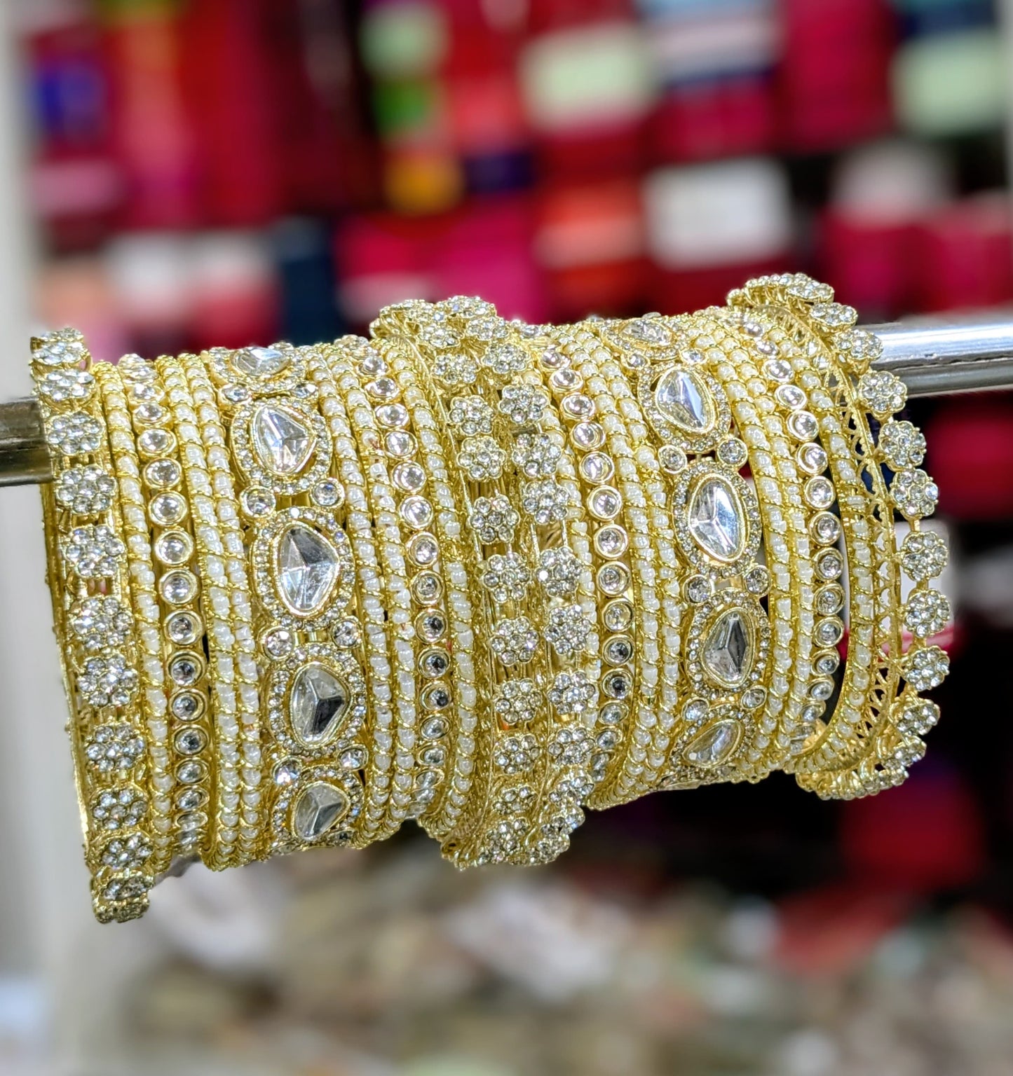 AD KUNDAN BANGLES SET