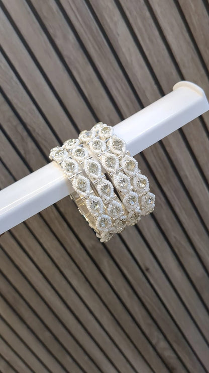 Pearl bangles silver