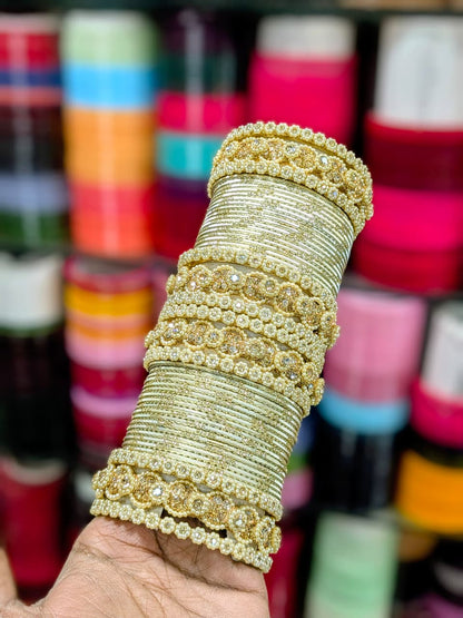 GOLDEN BANGLES SET