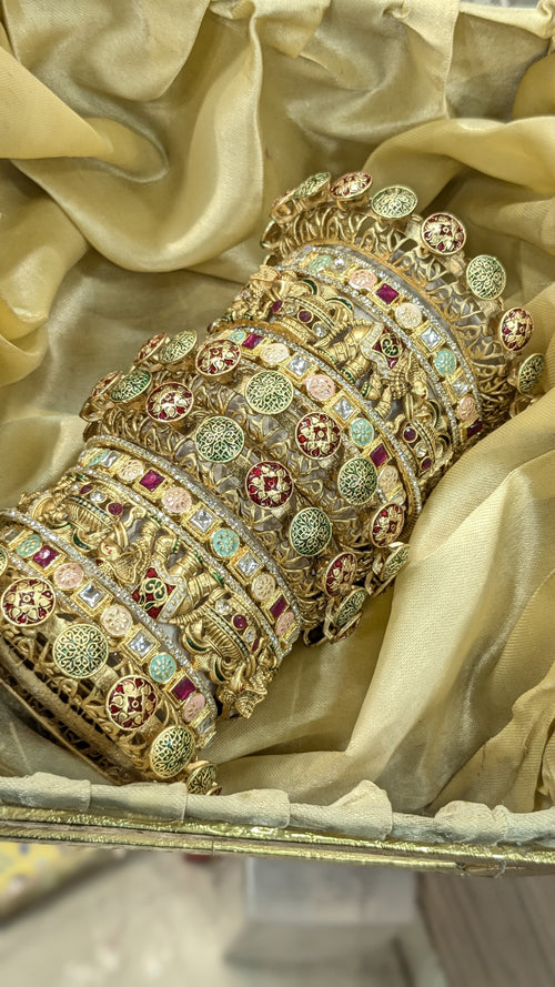 Stylish rajwadi bangles
