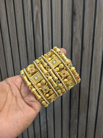 RAJWADI KADA CHUDI