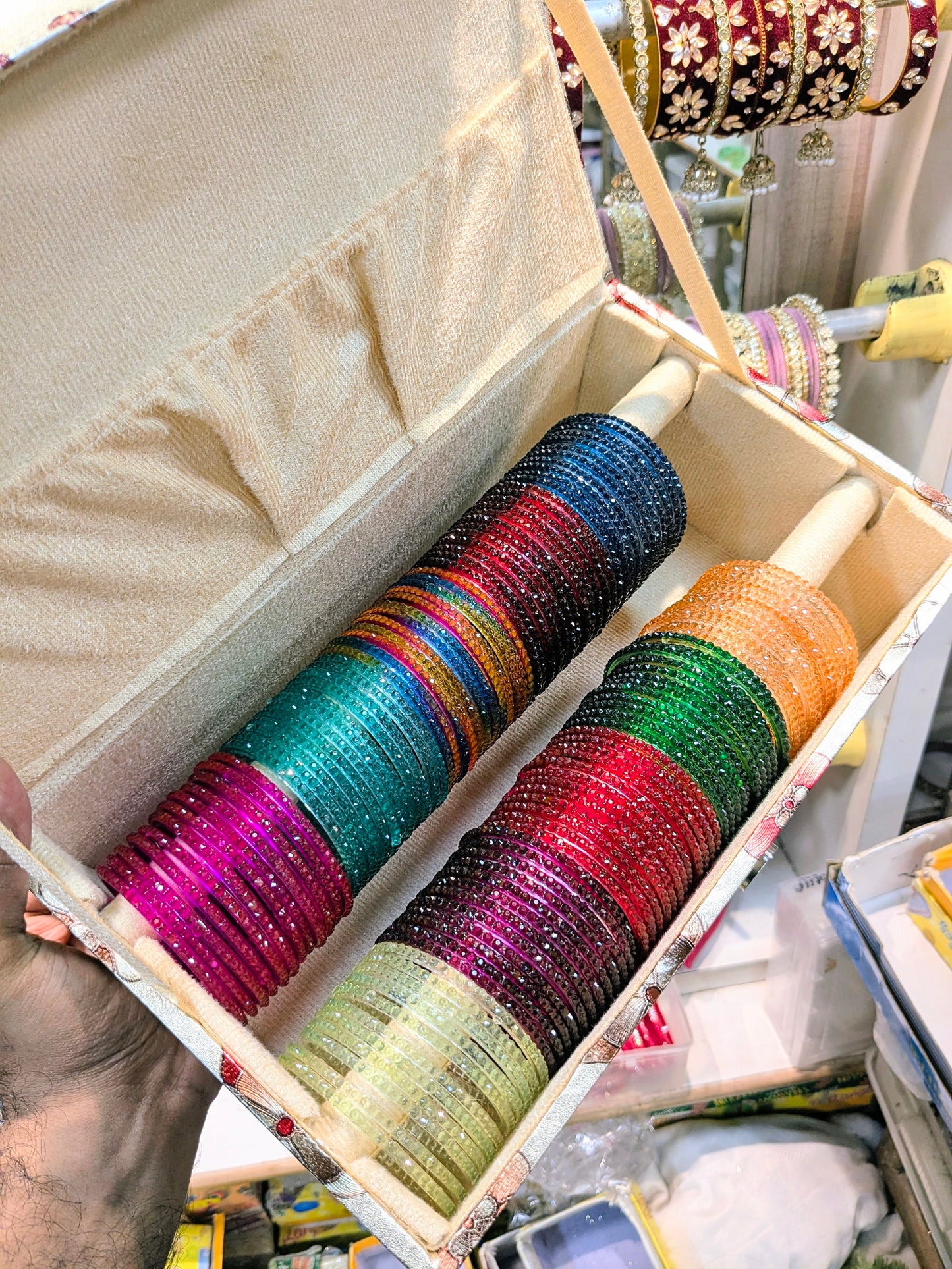 RAINDROP GLASS BANGLES WITH BANGLE BOX