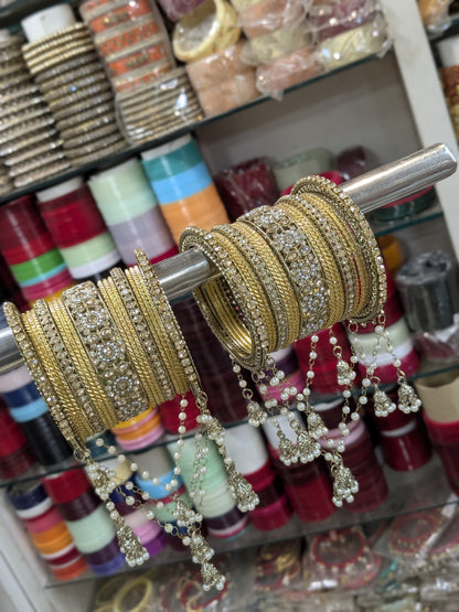 Kalira bangles set