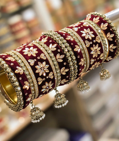 VELVET JHUMKHI