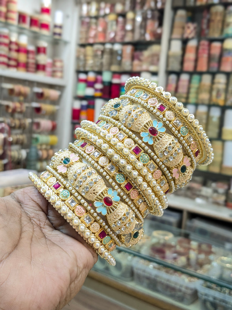OFF WHITE MULTY BANGLES SET
