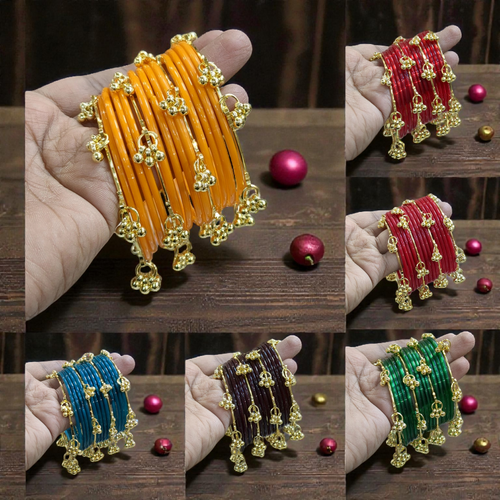 GUNGROO glass bangles 
Set