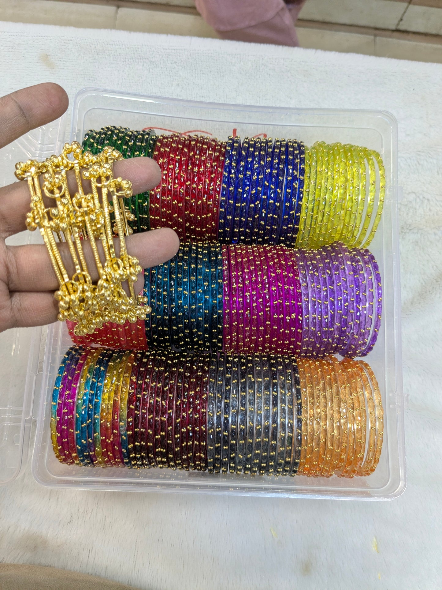 RAINDROP WITH KASHMIRI SIDERS