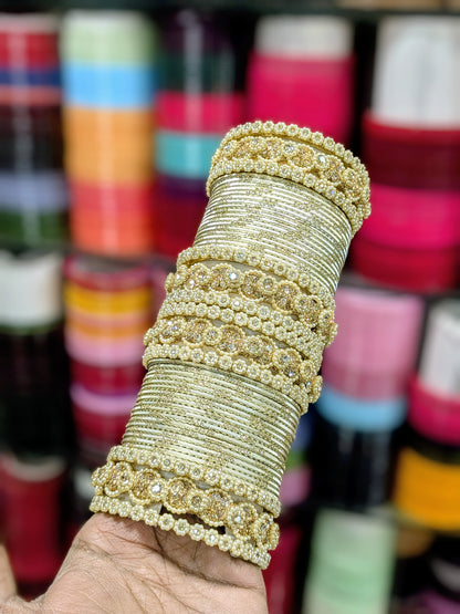 GOLDEN BANGLES SET