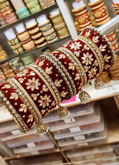 VELVET JHUMKHI