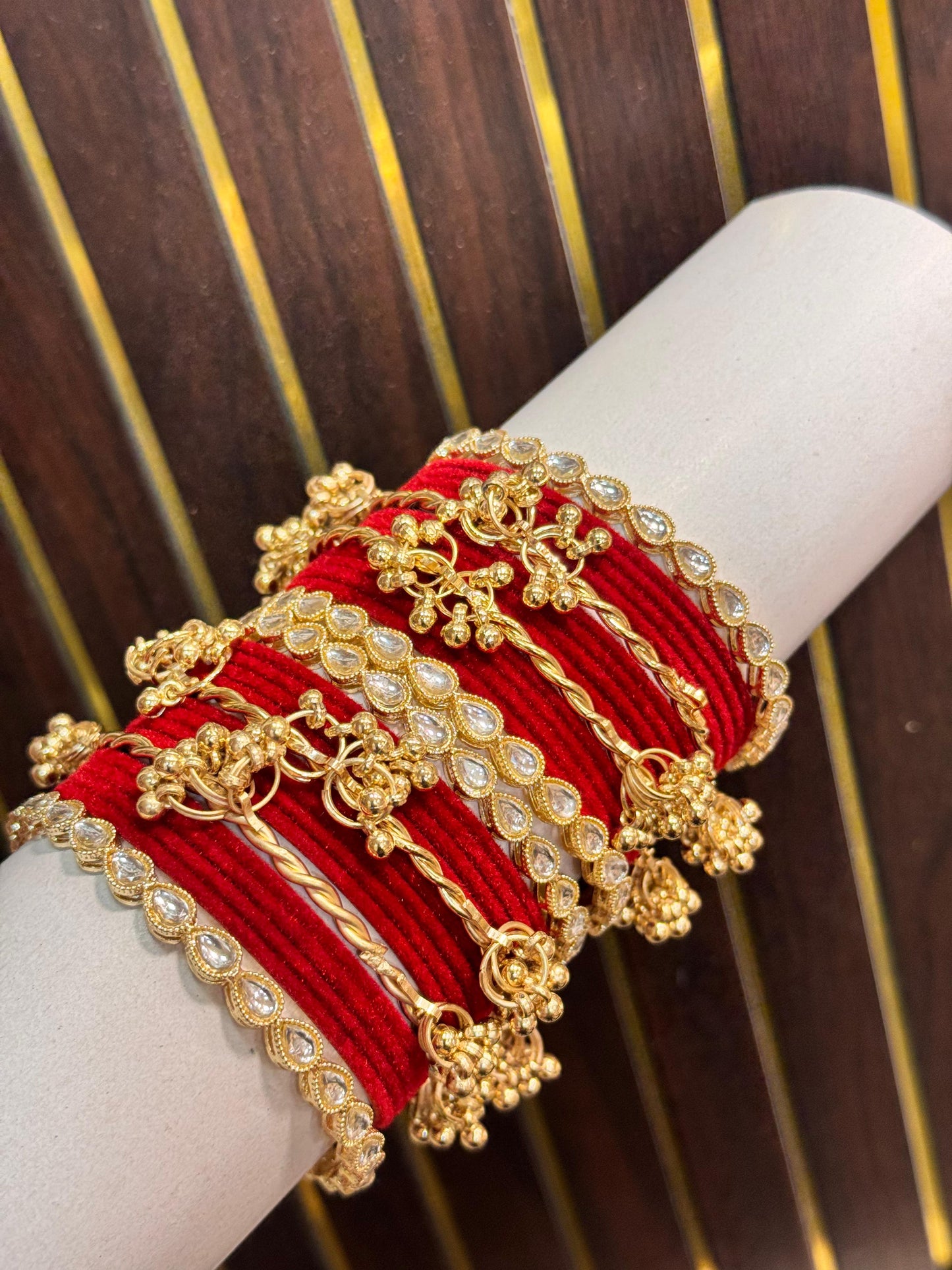 New bridal bangles Set With velvet and kakshmiri Kundan