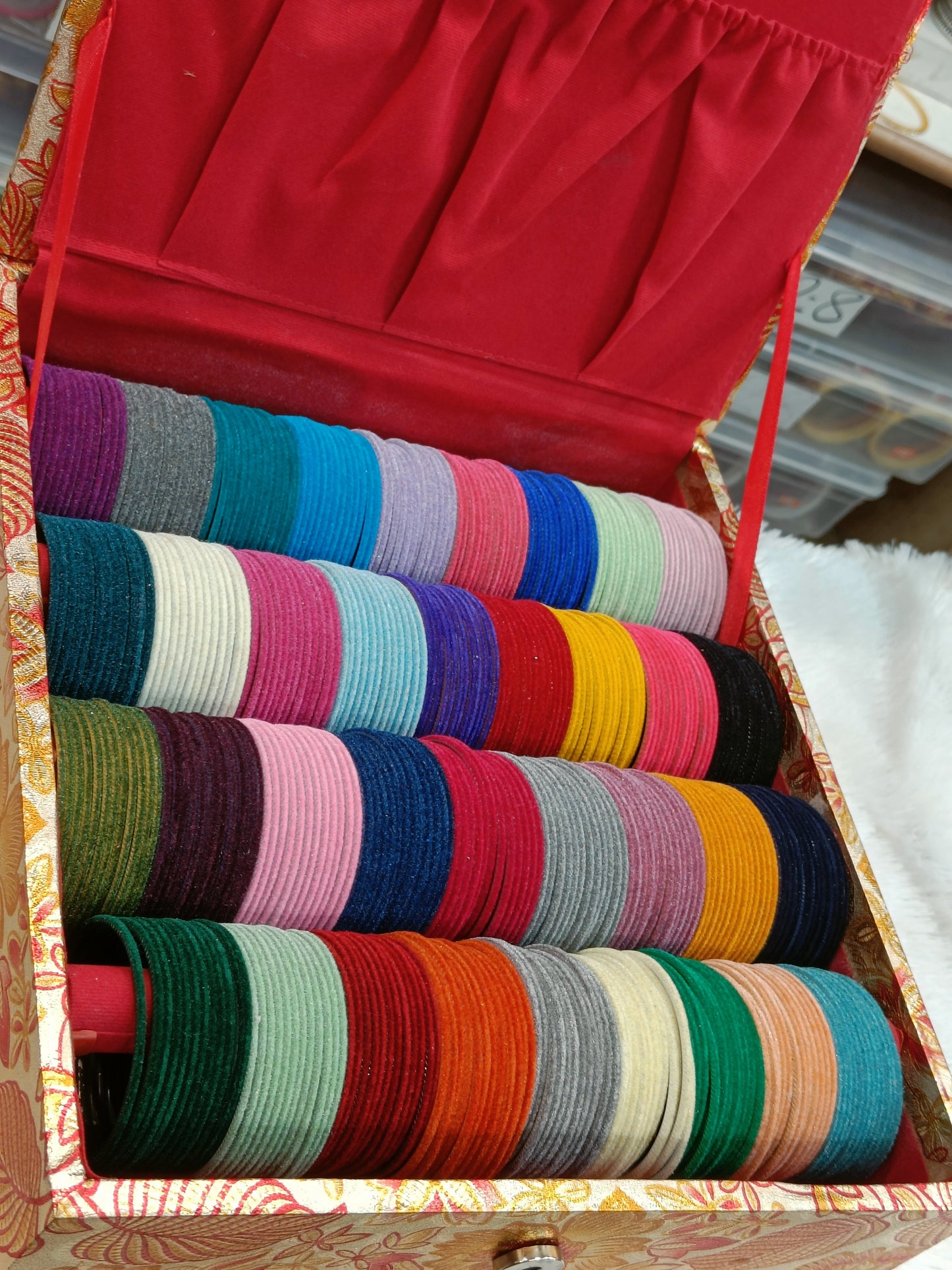 Velvet 36 color box
