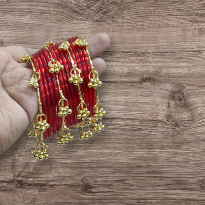 GUNGROO glass bangles 
Set