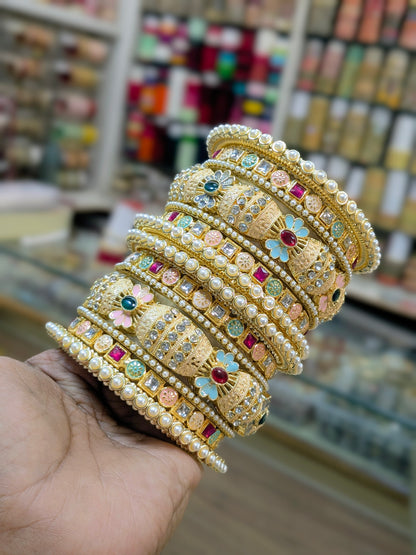 OFF WHITE MULTY BANGLES SET