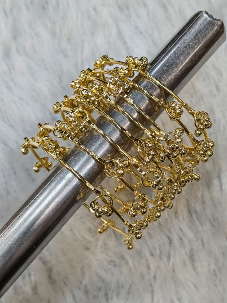 8 PC GUNGROO BANGLES