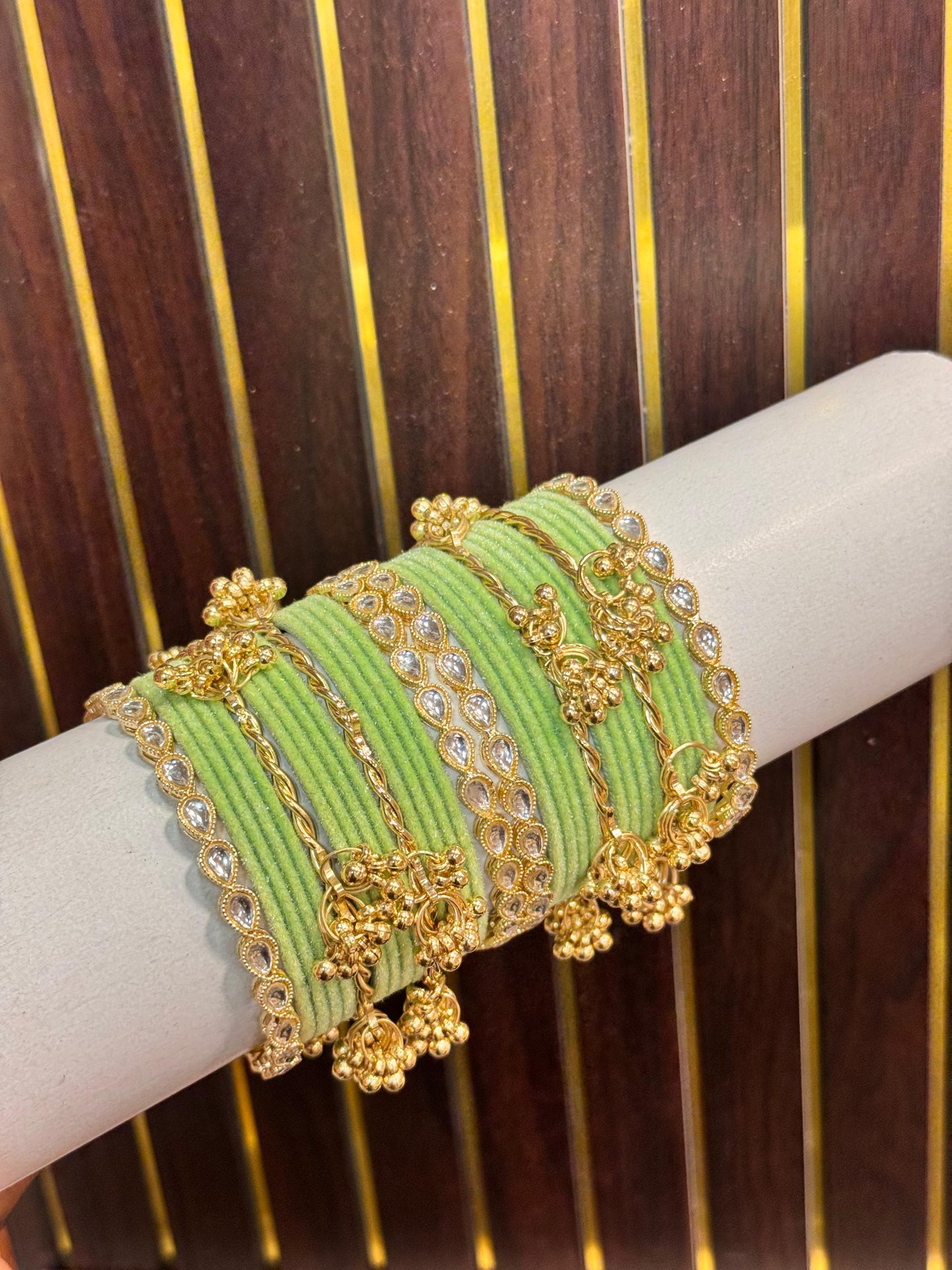 New bridal bangles Set With velvet and kakshmiri Kundan